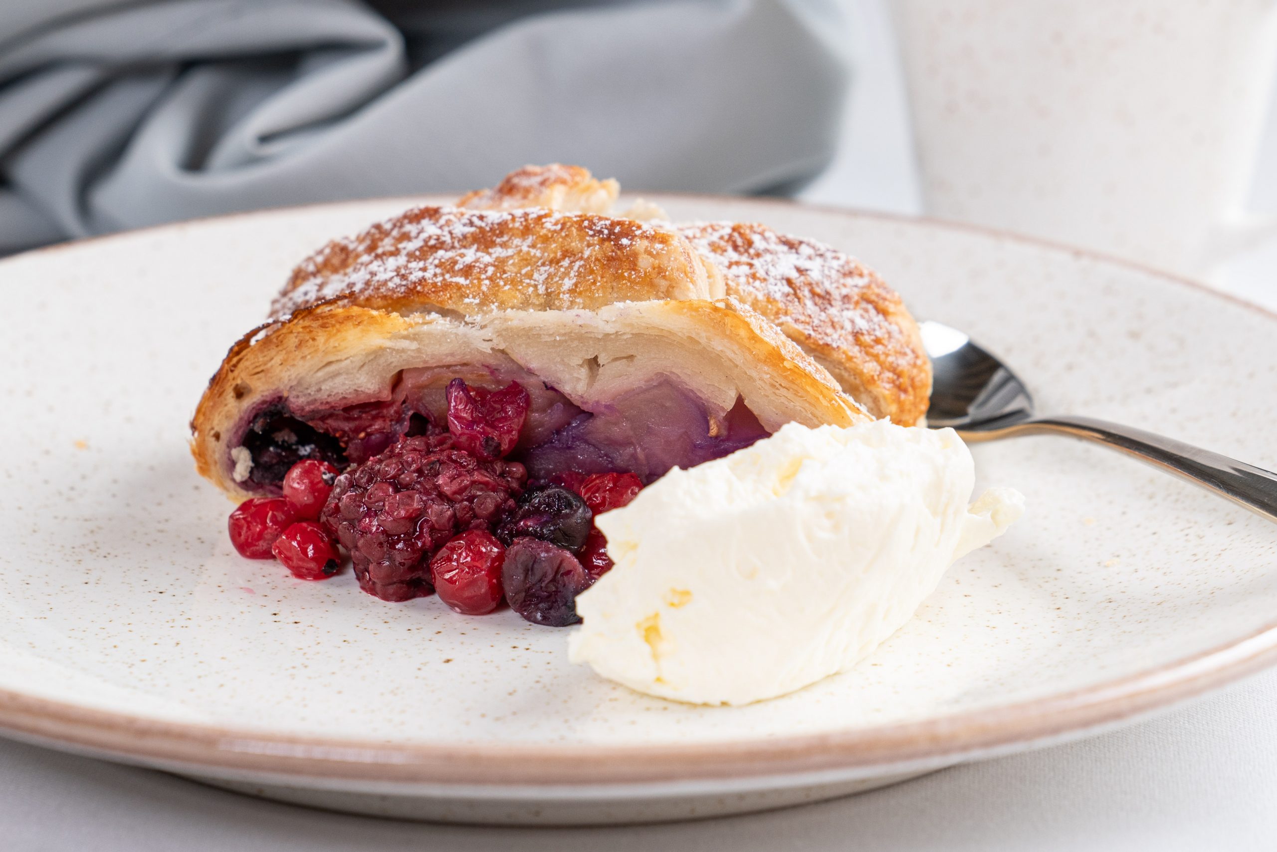 Apple Berry Strudel & Cream